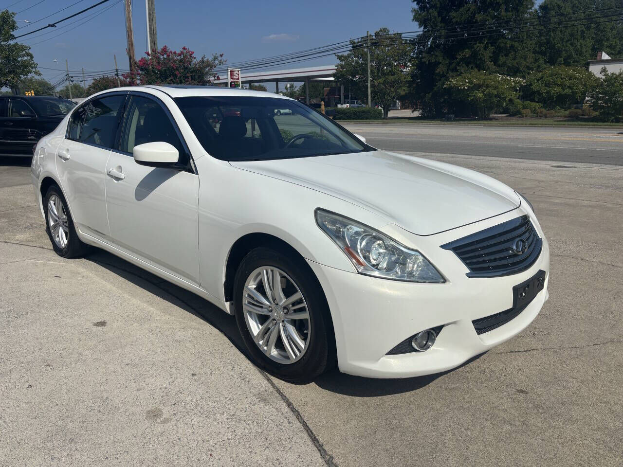 2012 INFINITI G37