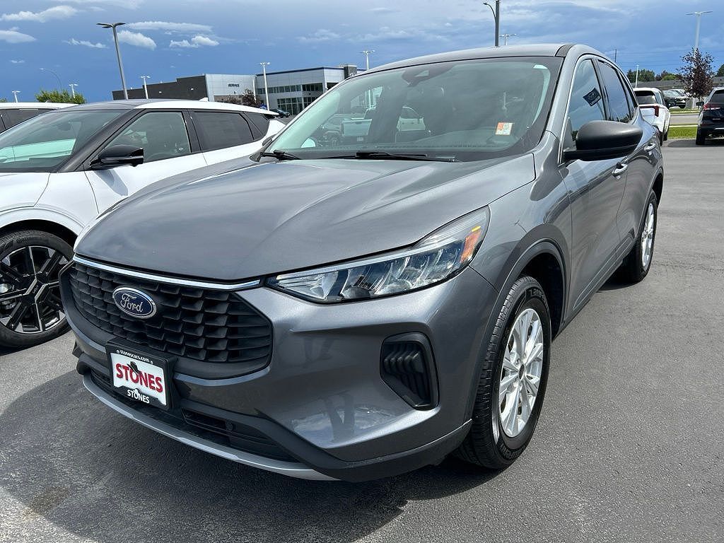 2024 FORD Escape