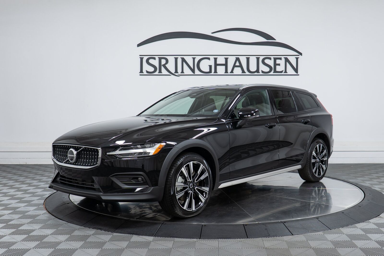 2026 VOLVO V60CC