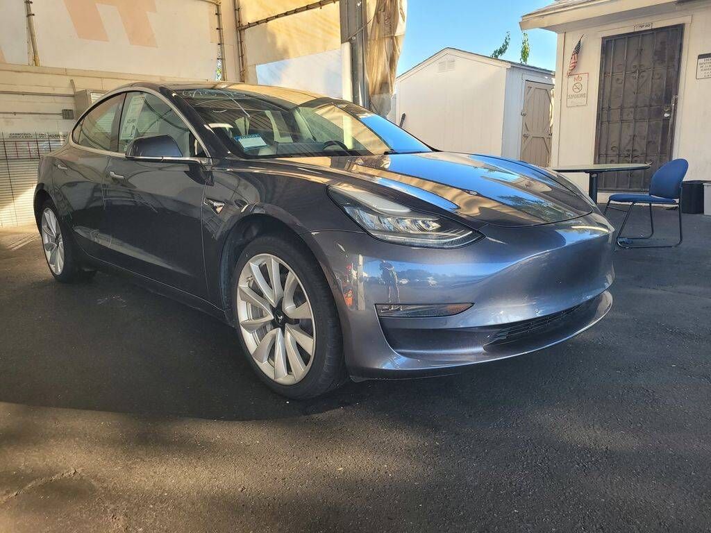 2020 TESLA Model 3