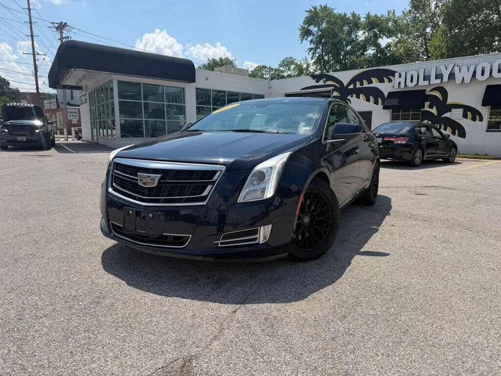 2017 CADILLAC XTS