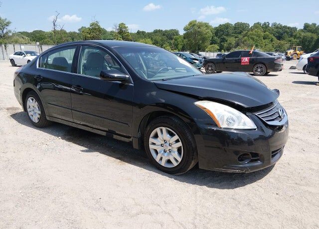 2011 NISSAN Altima