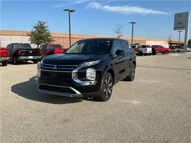 2025 MITSUBISHI Outlander