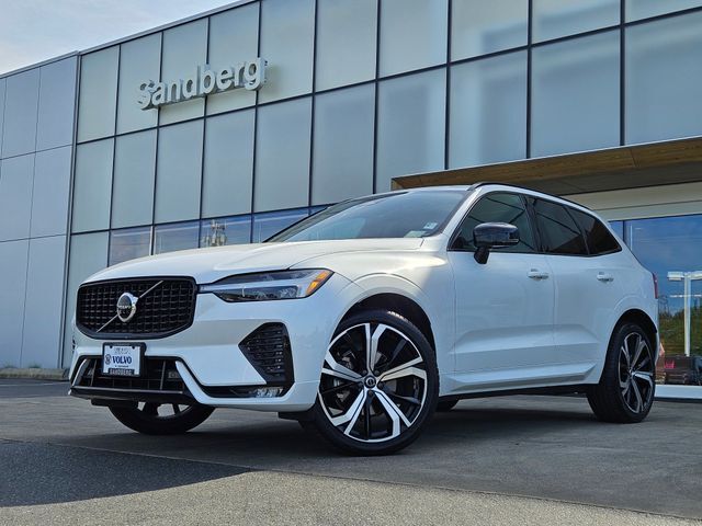 2022 VOLVO XC60