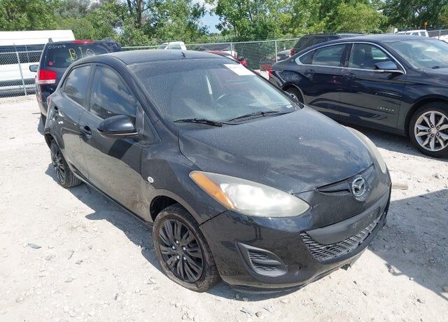 2013 MAZDA Mazda2
