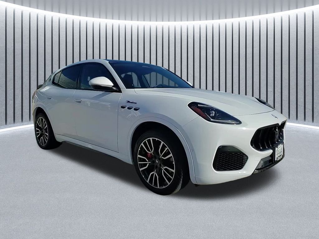 2023 MASERATI Grecale