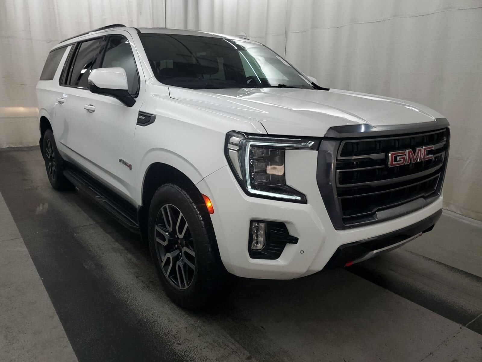 2023 GMC Yukon XL
