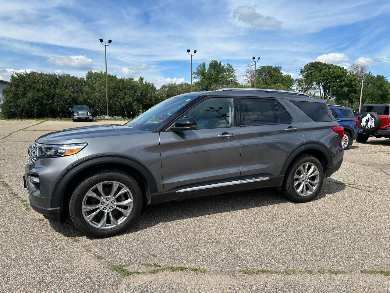 2022 FORD Explorer