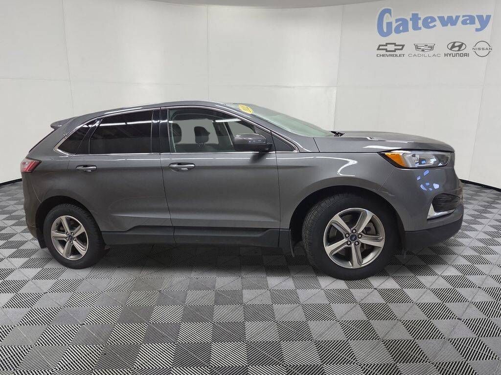 2022 FORD Edge