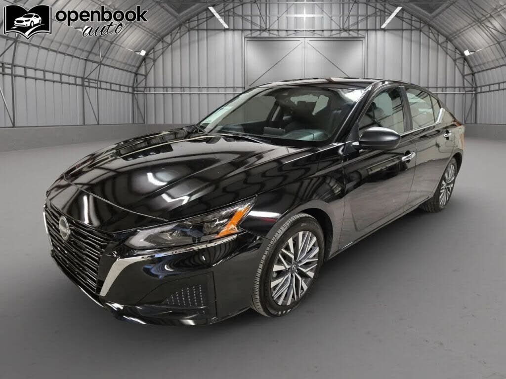 2025 NISSAN Altima