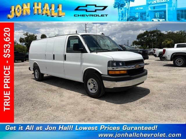 2026 CHEVROLET Express