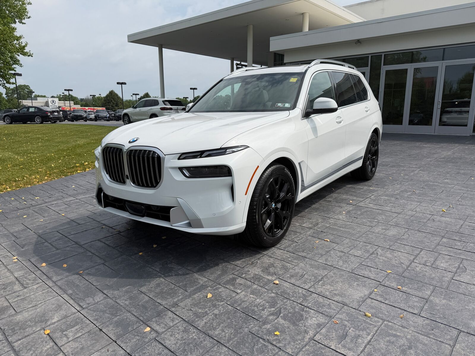2027 BMW X7