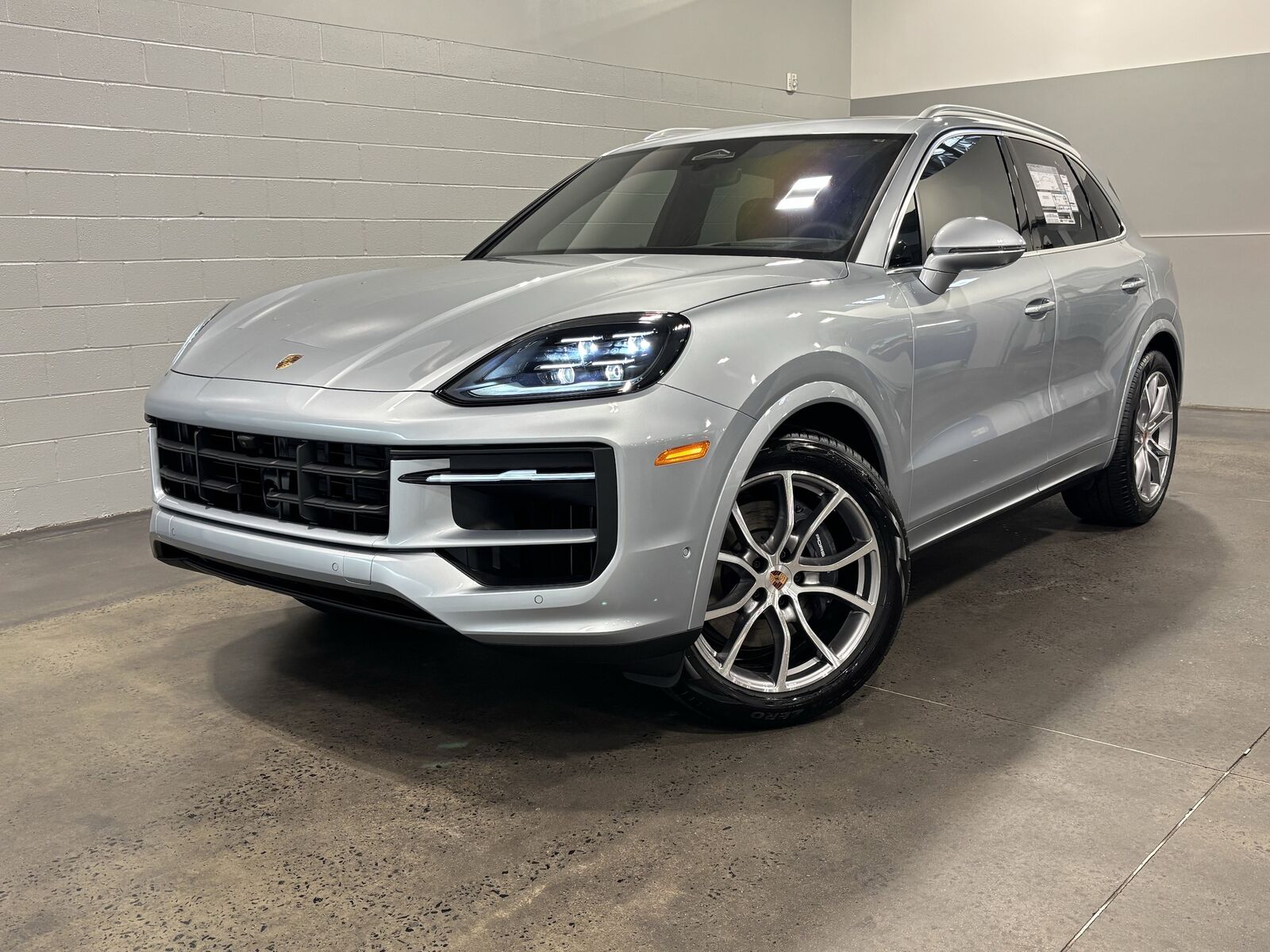 2026 PORSCHE Cayenne