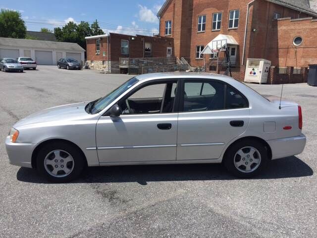 2002 HYUNDAI Accent