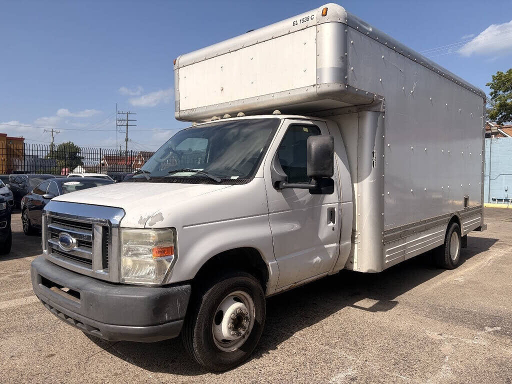 2009 FORD E-450