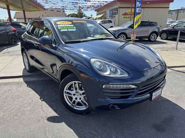 2012 PORSCHE Cayenne