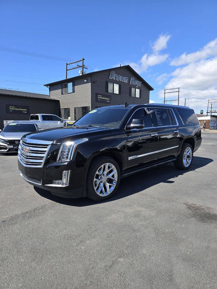 2017 CADILLAC Escalade ESV