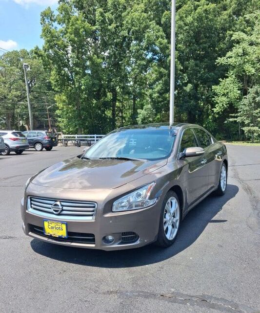 2014 NISSAN Maxima
