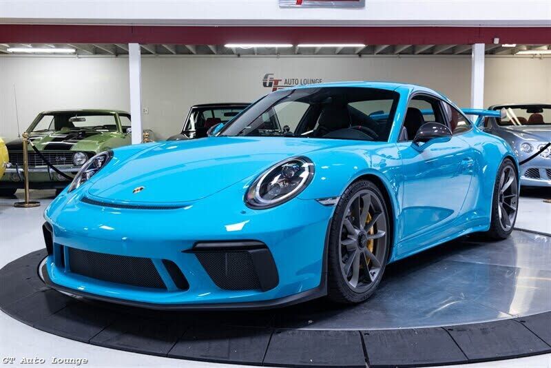 2018 PORSCHE 911