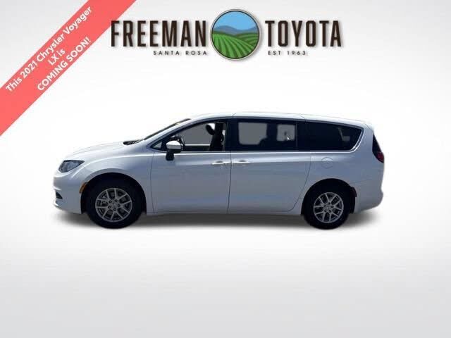 2021 CHRYSLER Voyager