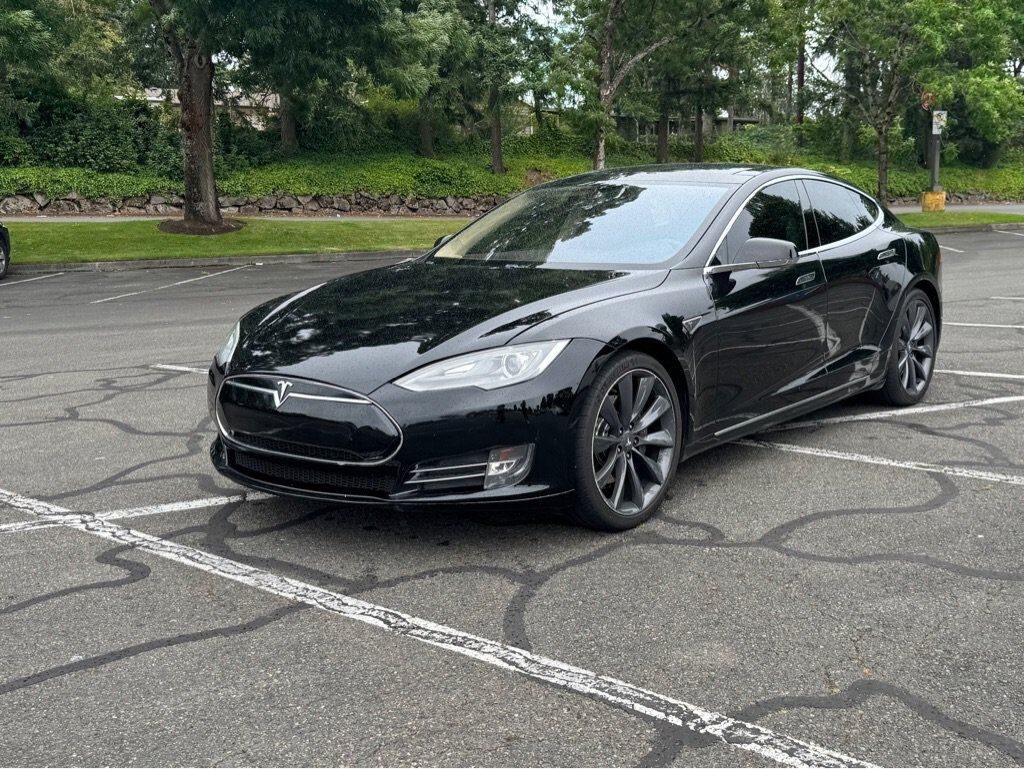 2012 TESLA Model S