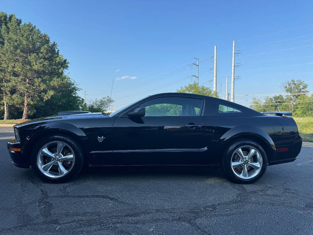 2009 FORD Mustang