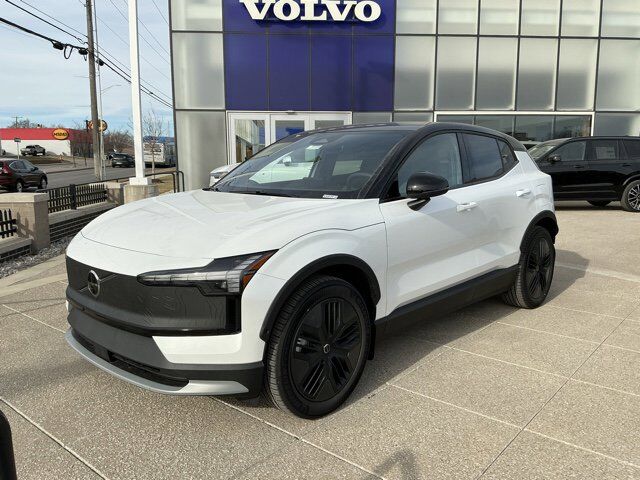 2026 VOLVO EX30 CC