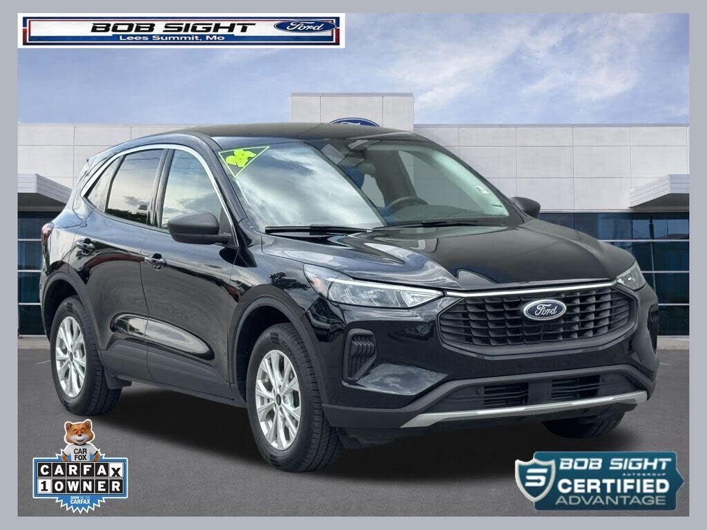 2024 FORD Escape