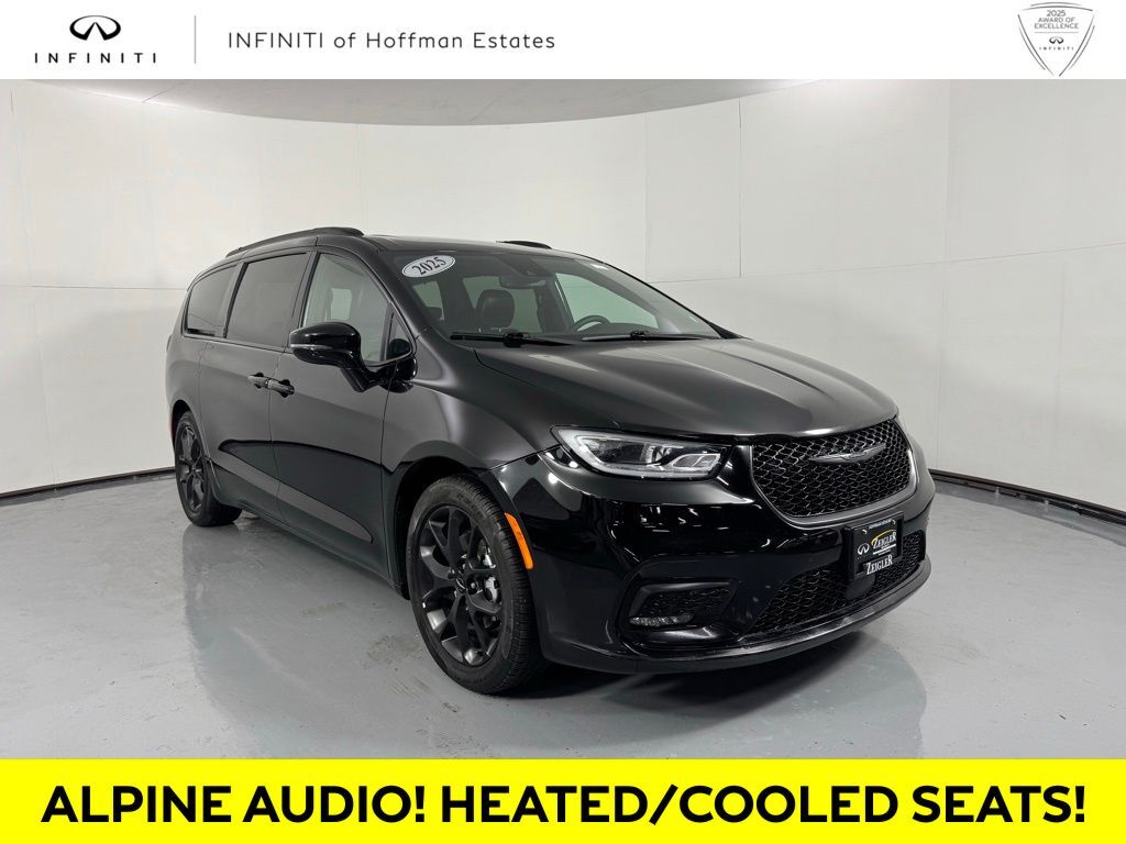 2025 CHRYSLER Pacifica