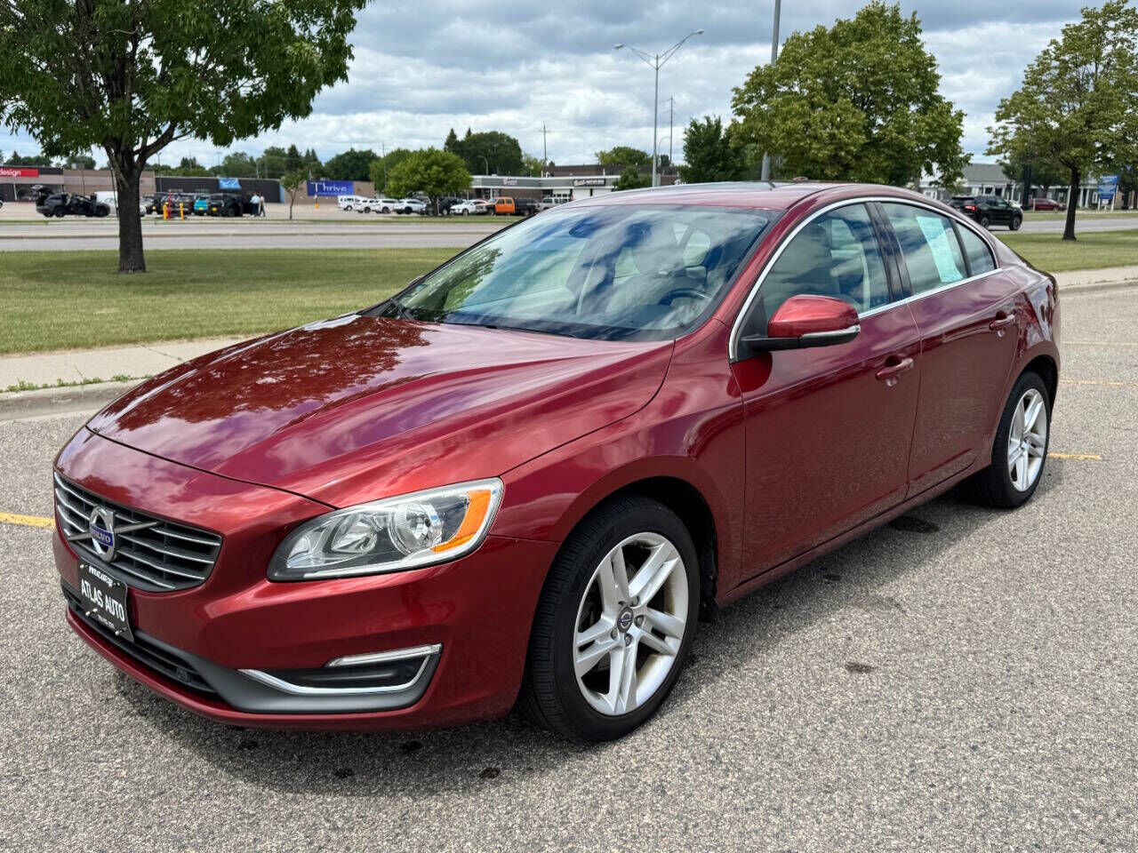 2015 VOLVO S60