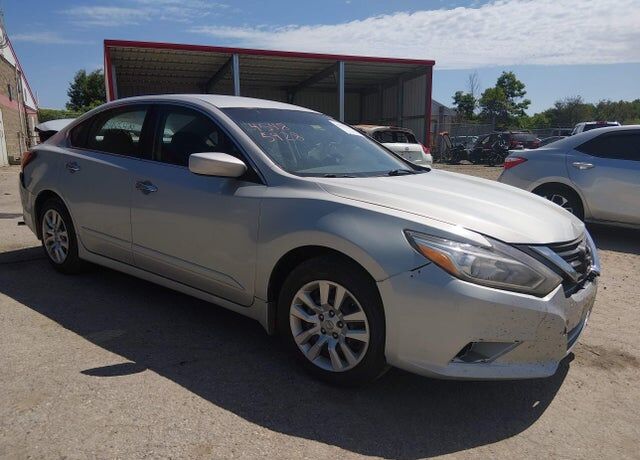 2016 NISSAN Altima