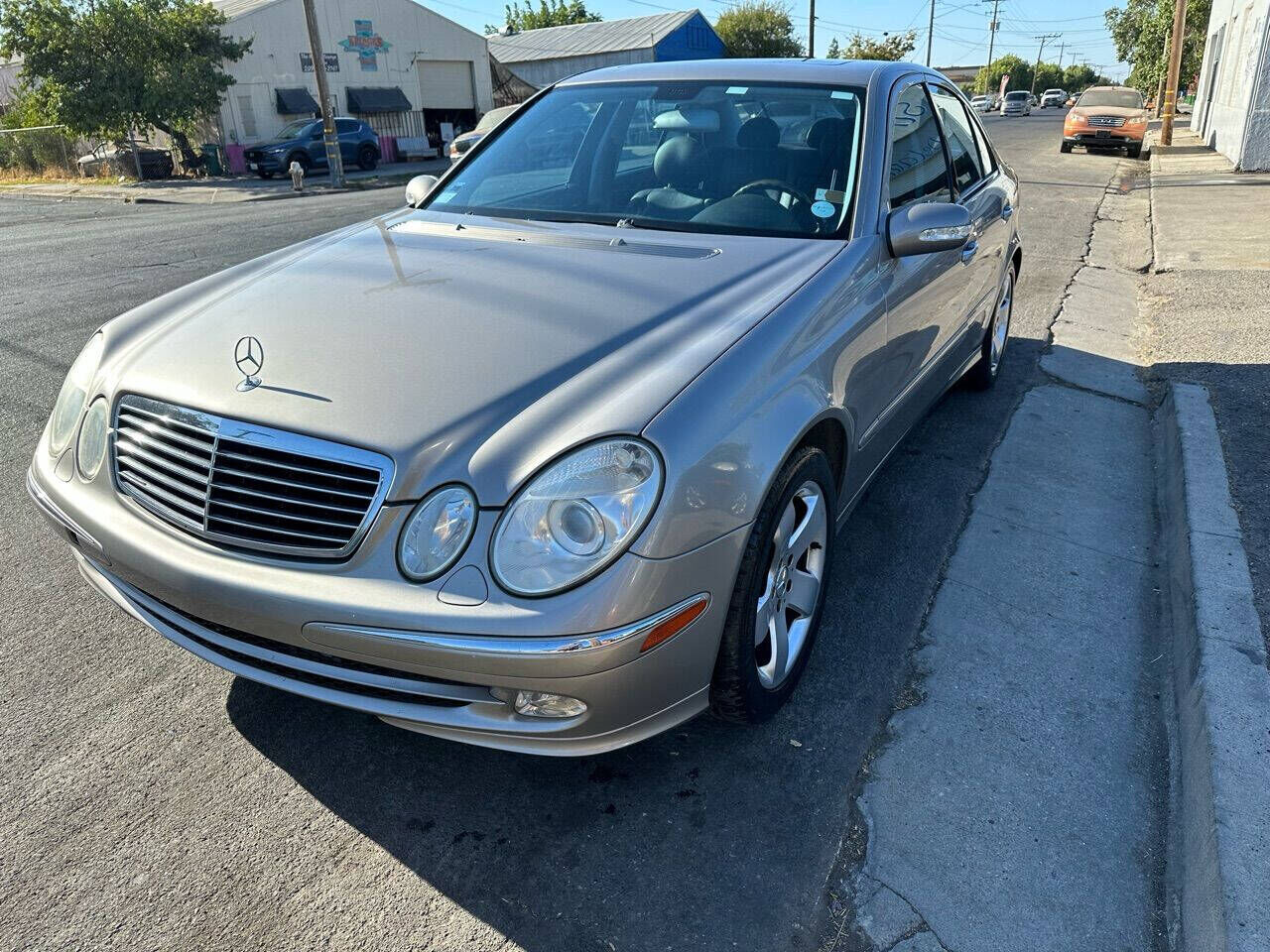 2004 MERCEDES-BENZ E-Class