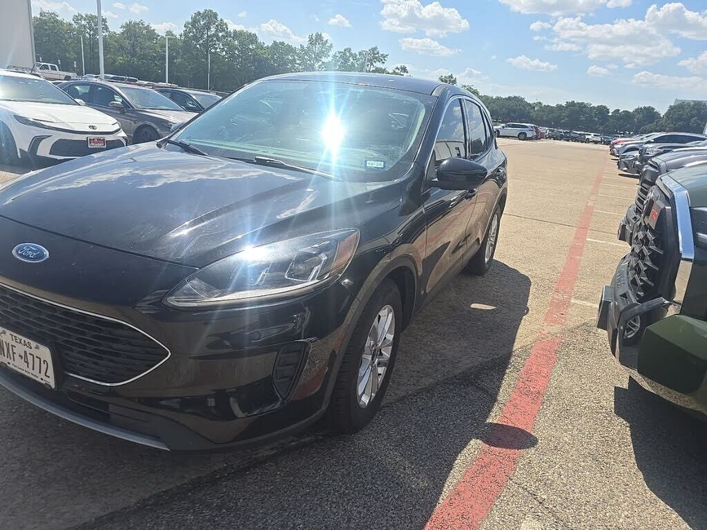 2020 FORD Escape