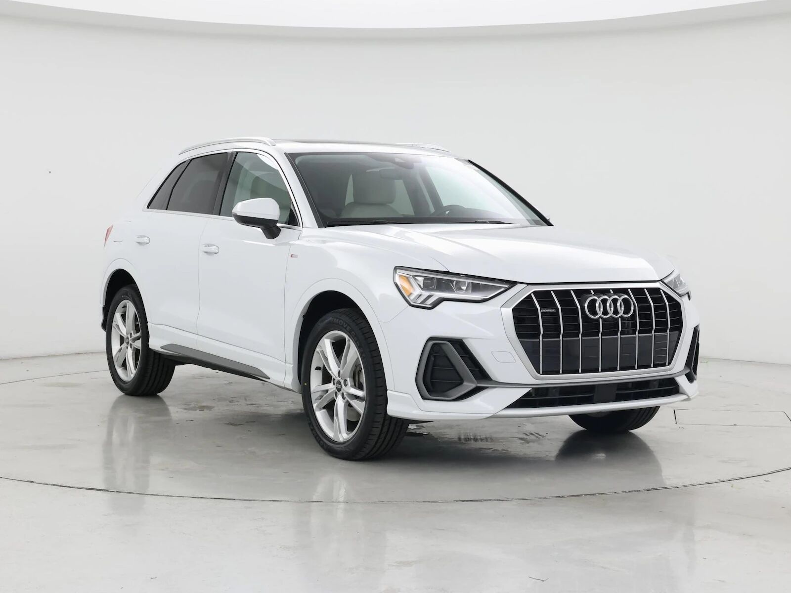 2022 Audi Q3