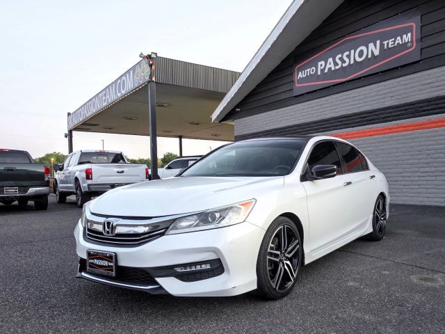 2017 HONDA Accord