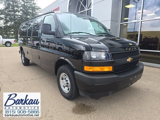 2026 CHEVROLET Express