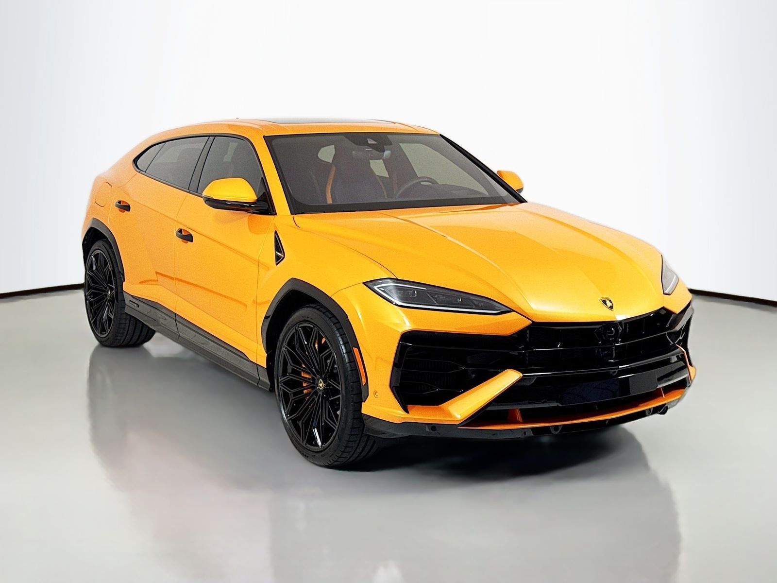 2025 LAMBORGHINI URUS