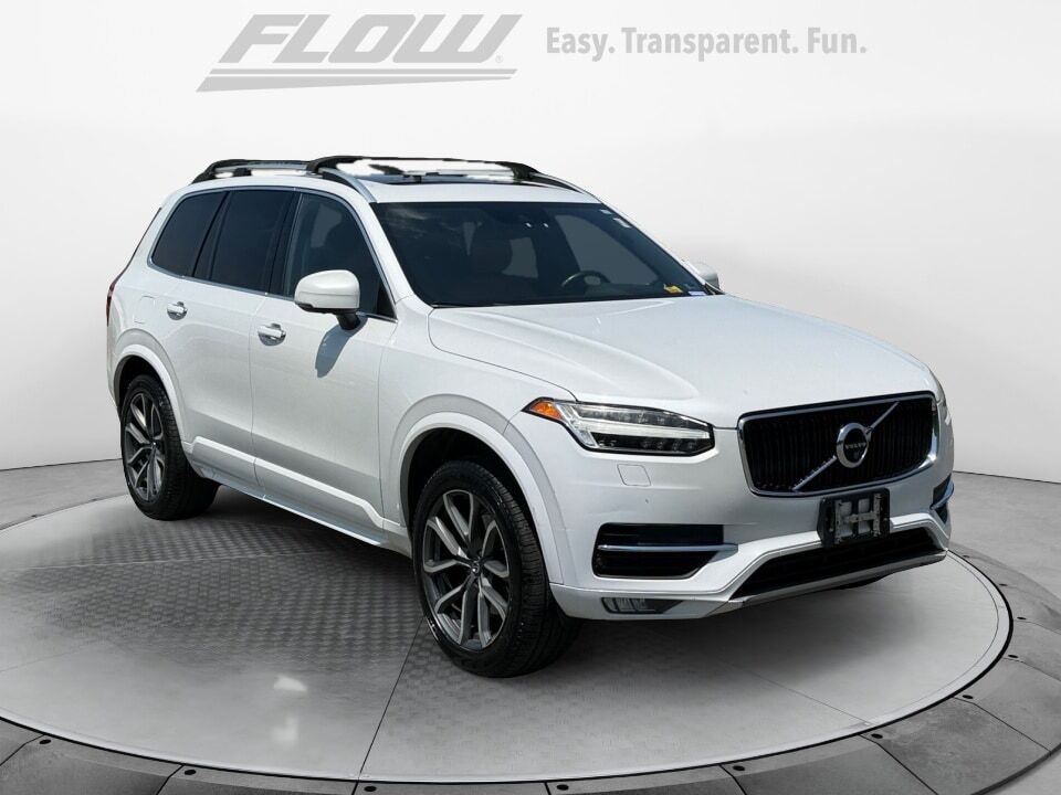 2017 VOLVO XC90