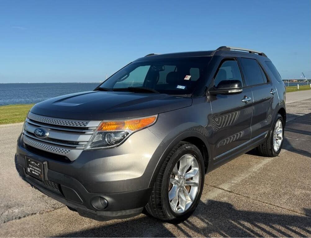 2014 FORD Explorer