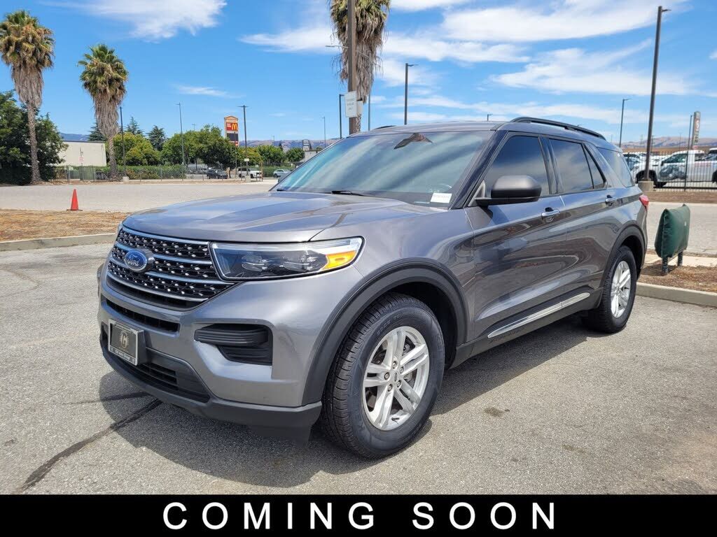2021 FORD Explorer