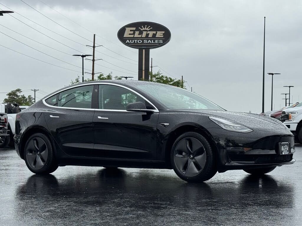 2019 TESLA Model 3