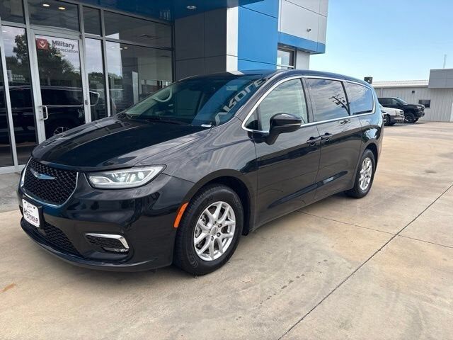 2023 CHRYSLER Pacifica