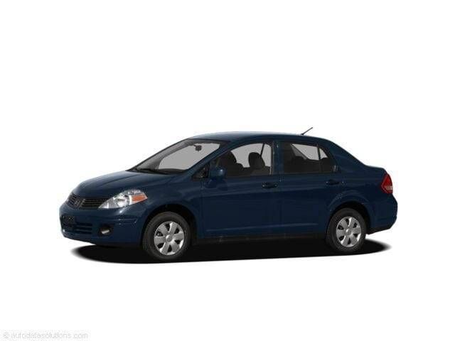 2011 NISSAN Versa