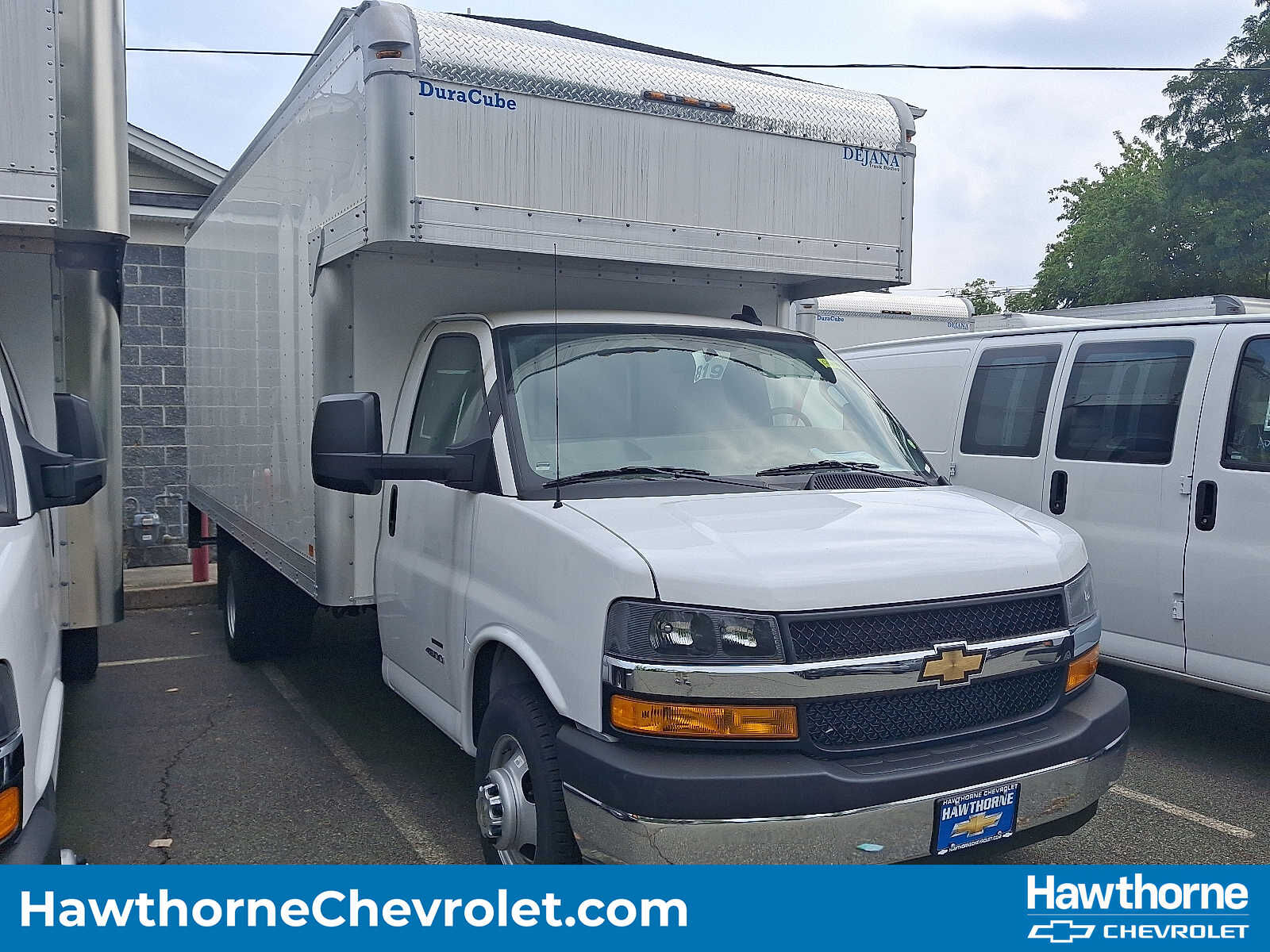 2024 CHEVROLET Express