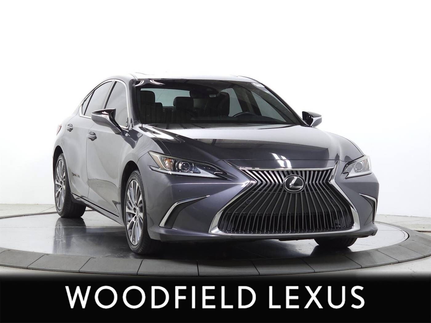 2019 LEXUS ES