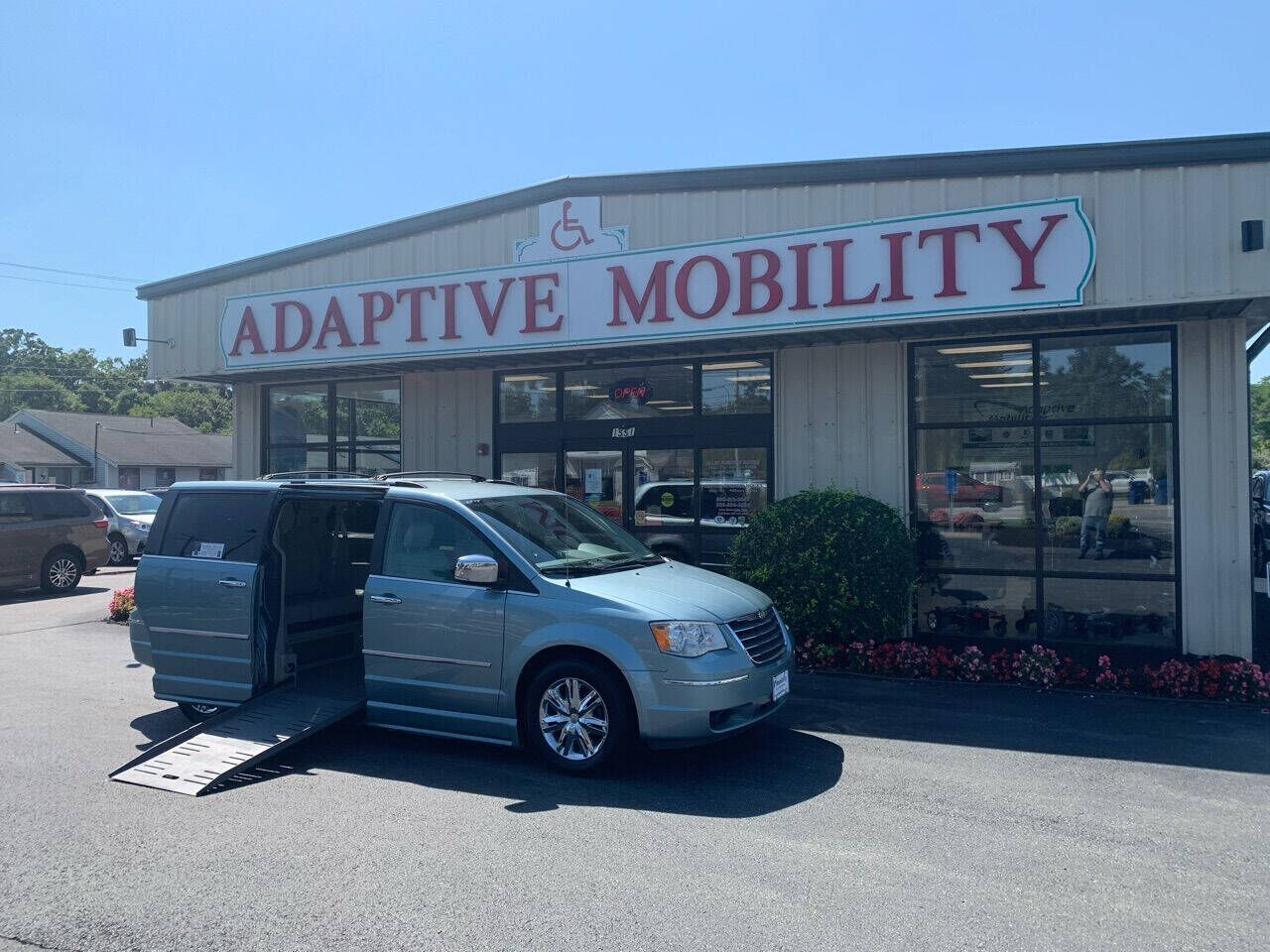 2008 CHRYSLER Town and Country