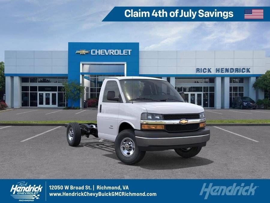 2026 CHEVROLET Express