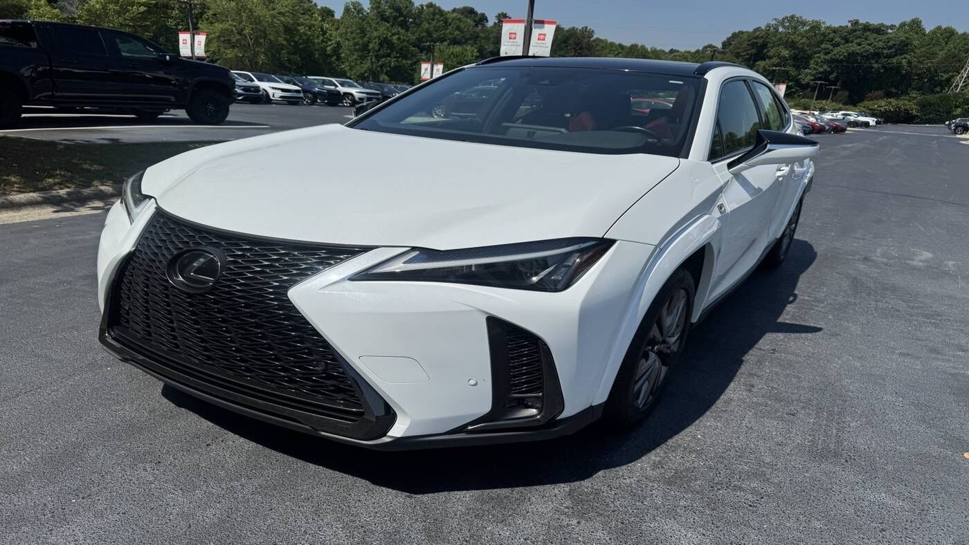 2023 LEXUS UX