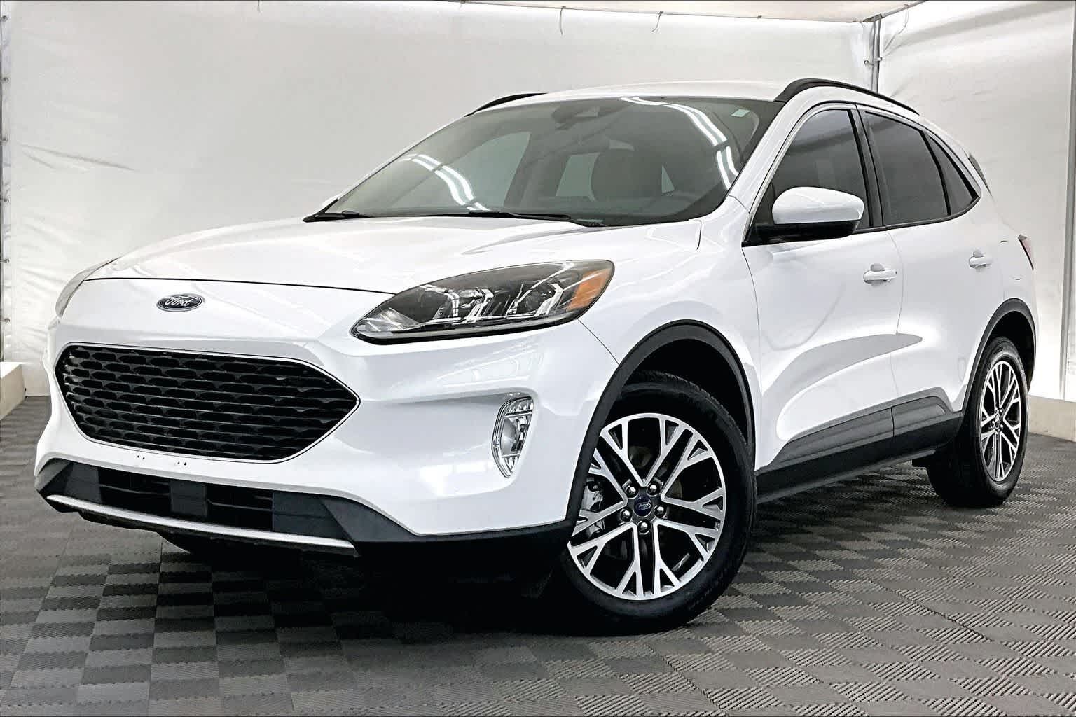 2020 FORD Escape
