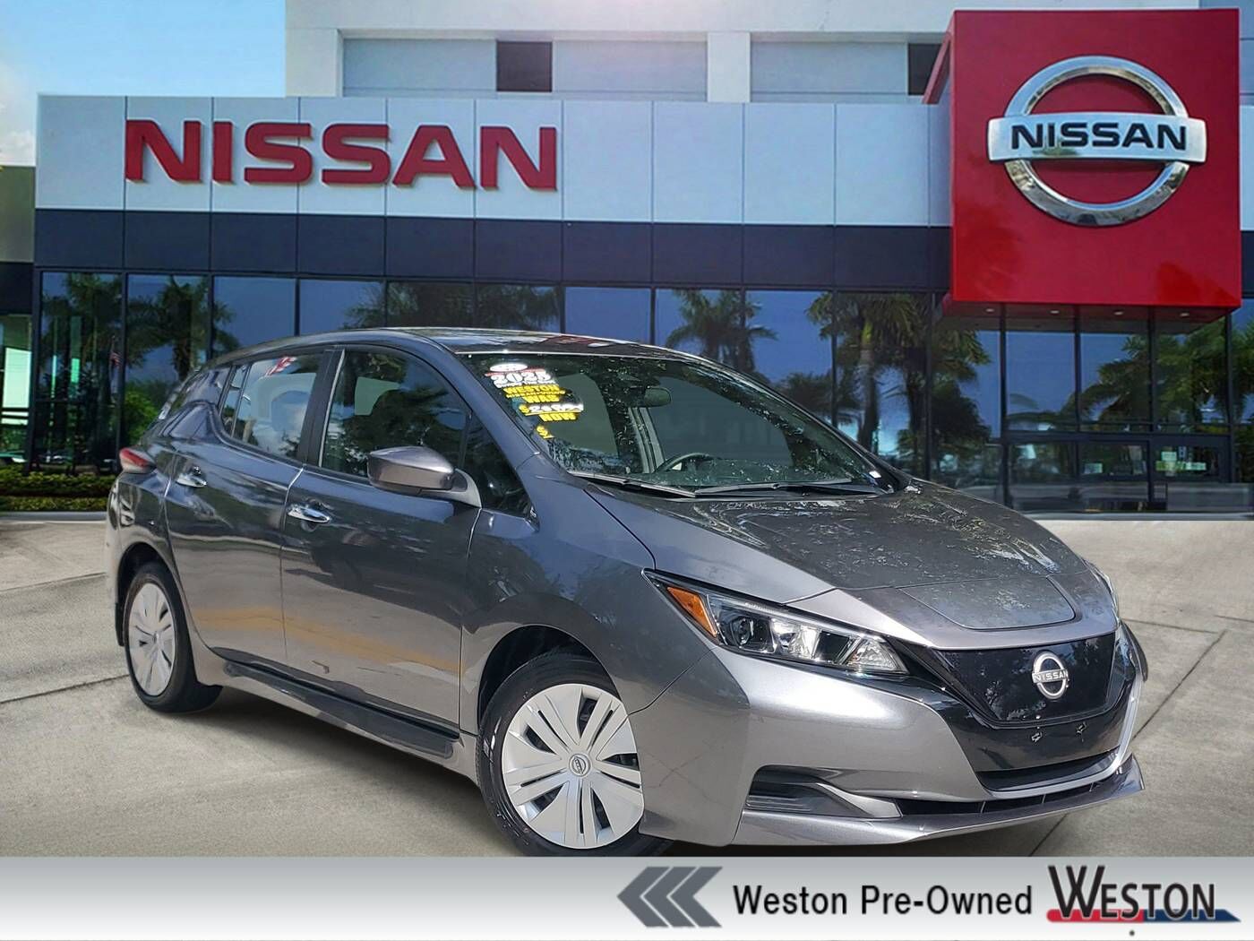 2025 NISSAN Leaf